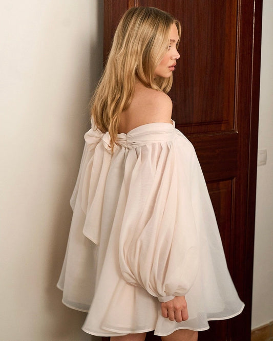 Minivestido Off-Shoulder de Organza